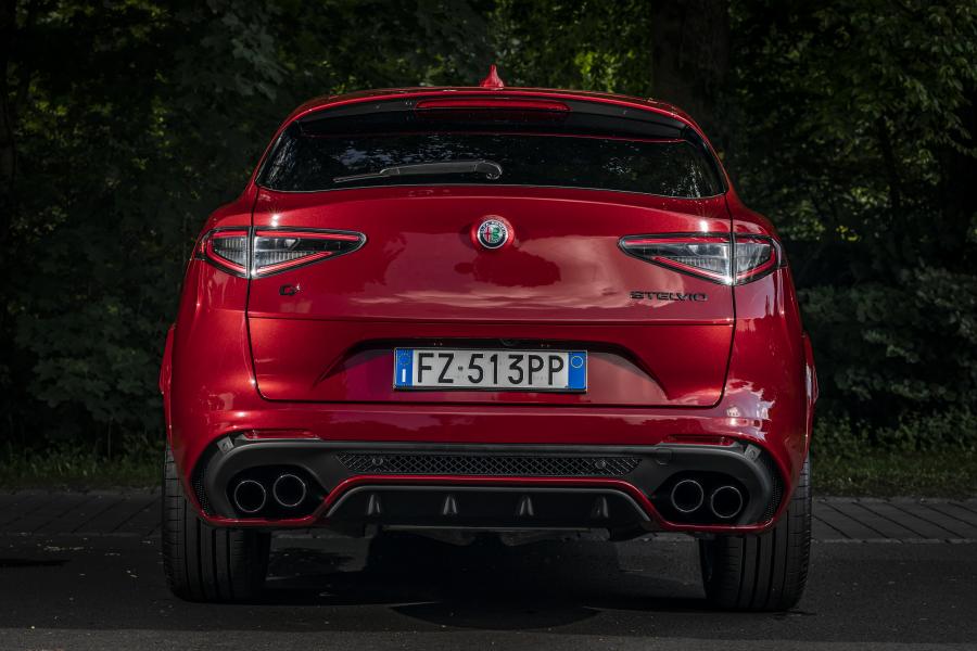  Alfa Romeo Stelvio Quadrifoglio (949) 2020 года  (WW) (фото 37 из 55)